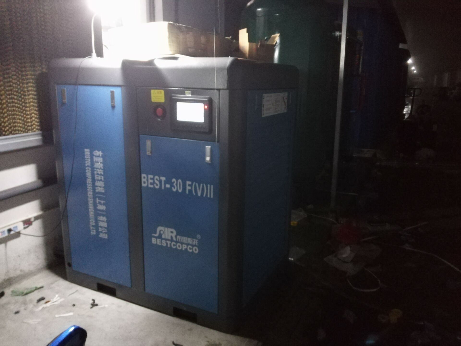 空壓機(jī)安全閥不注意這些問題也會(huì)變得不安全！